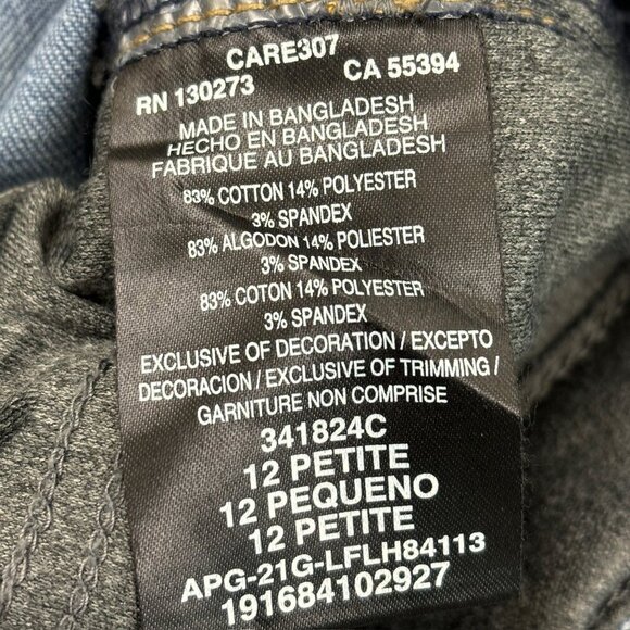 Lee Slim Fit Straight Leg Mid Rise Women's size 12P Medium Blue Denim jeans - Picture 3 of 4